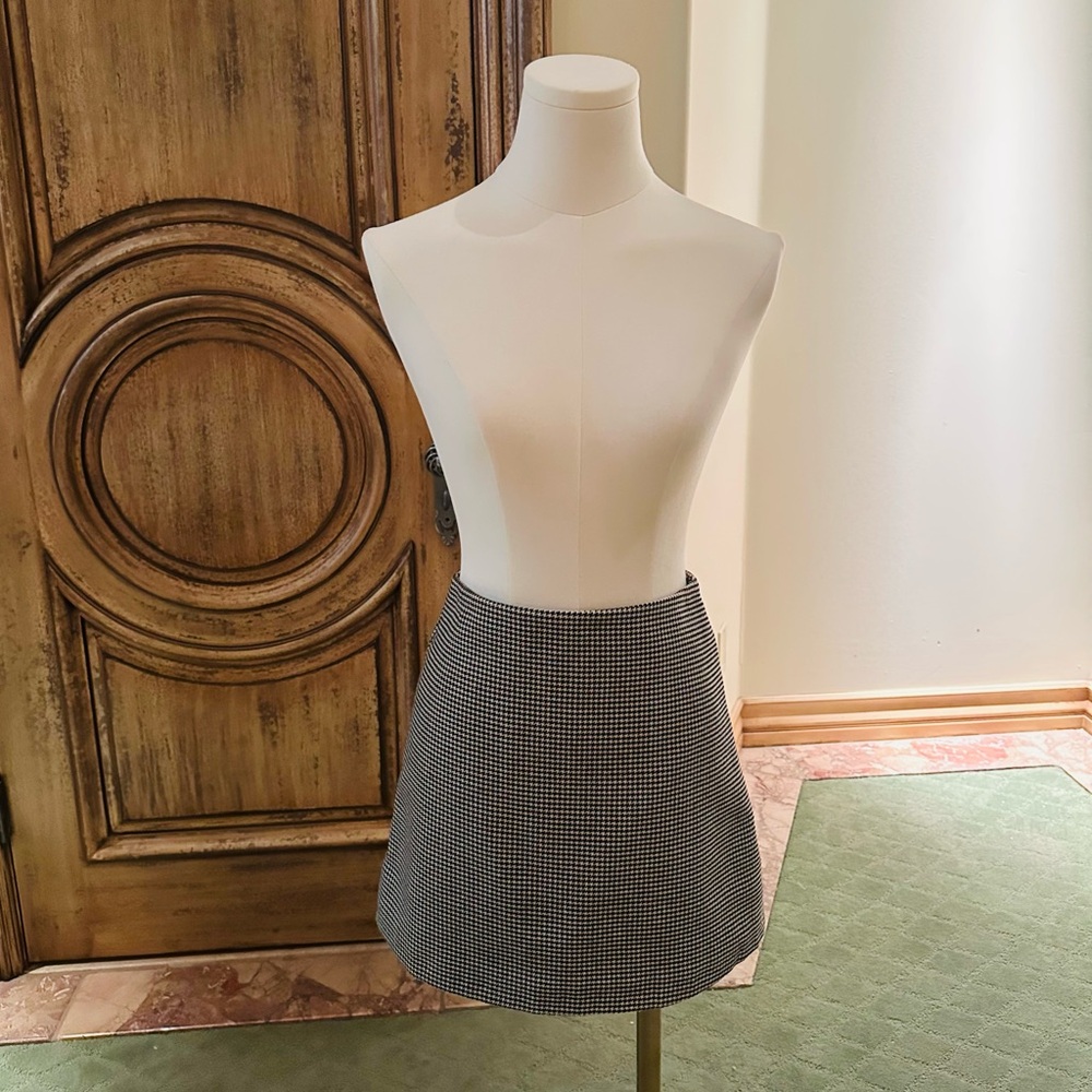 H&M Black and White Mini Skirt
